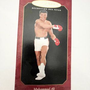 MUHAMMAD ALI Hallmark Keepsake Christmas Ornament, Boxing Boxer Vintage 1999